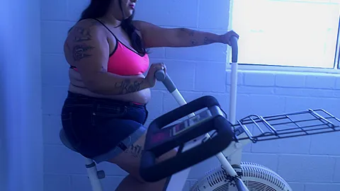 Feeding Time - Sex Movies Featuring Crystalblue420