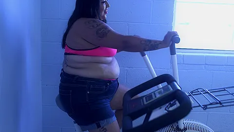Feeding Time - Sex Movies Featuring Crystalblue420