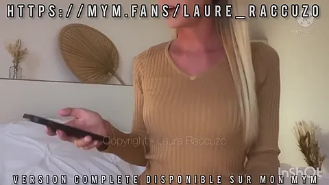 Elle Suce Des Inconnus Et Leur Vident Les Couilles Dans Un Chantier !
