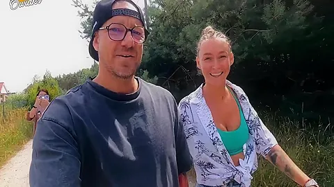 Amateur Swinger Party In The Woods And 6 Min With Owiaks And Kleo Model