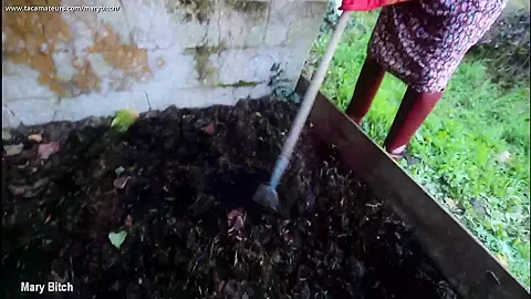 In Manure With Rubber Boots & Gloves Pt1 - MaryBitch