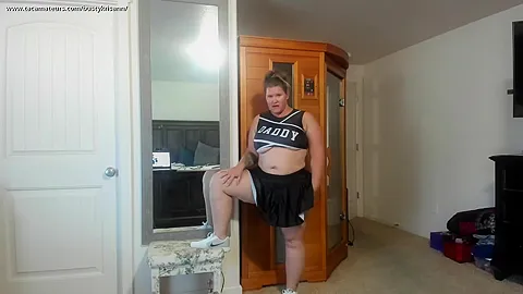 Naughty Cheerleader - BustyKrisAnn