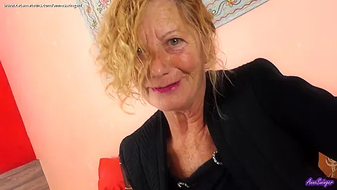 I Don't Know How My Pen Still Works - AnneSwinger