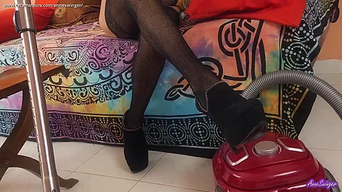 The Sucking Vacuum Cleaner - I love It! - AnneSwinger