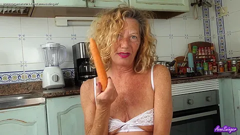 Left Over Carrots, What Do I do With Them? - AnneSwinger