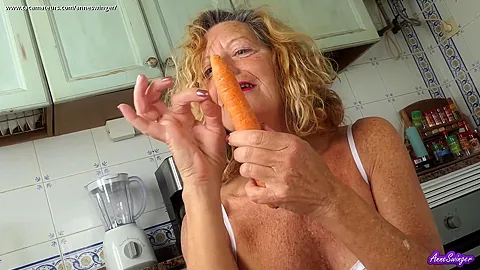 Left Over Carrots, What Do I do With Them? - AnneSwinger