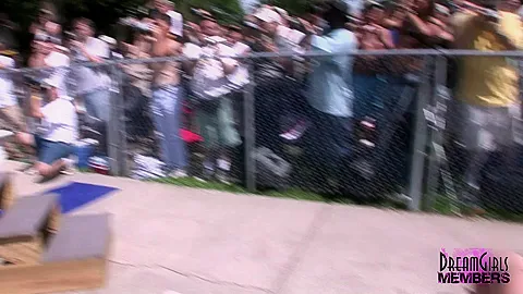 She Shoots Water Out Of Her Pussy!