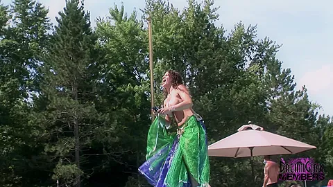 She Shoots Water Out Of Her Pussy!