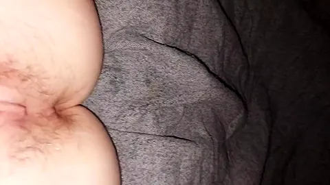 Step daddy Teaches Her How To Squirt