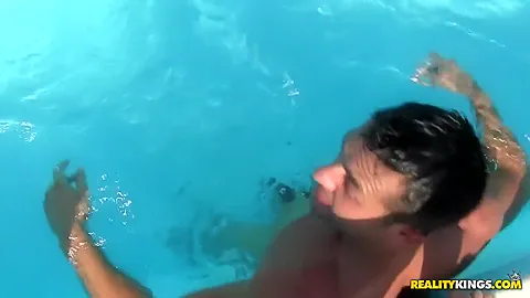 Euro Pool Party