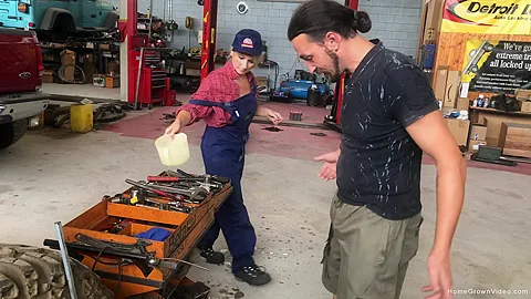 Getting Dirty In The Garage - Luna Green & Markus Green