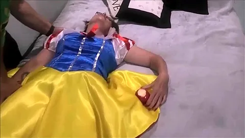 Xmas Panto Snow White Pt2 - BarbySlut