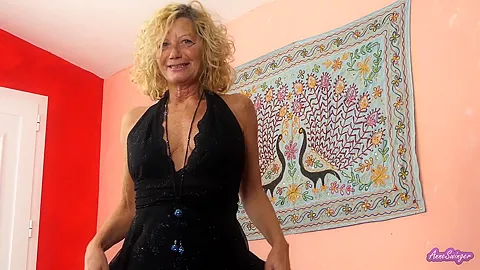 Do you want to go a swinger club with me - AnneSwinger