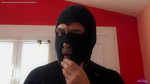 Striptease & Smoking Pussy Lick - AnneSwinger