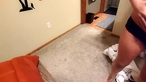 Pregnant Stepmom Seduces Boy And Gets Fucked With Creampie