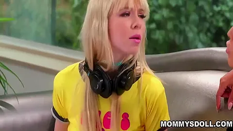 Bridgette Assures Stepdaughter Kenzie That Its Okay To Be Gay 6 Min