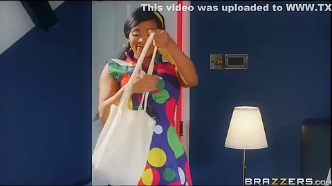 Step son Of Policeman Fucks Ms. Menace To Society