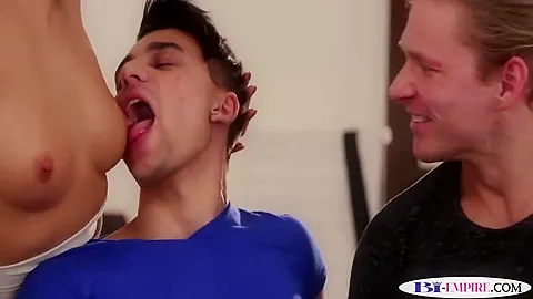 Bisexual Hunks Cocksucking In Threeway 6 Min