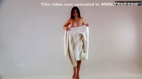 Super Hot Bridges And Splits By Kim