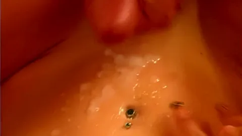Sucking Cum Out of a Freshly Fucked Pussy