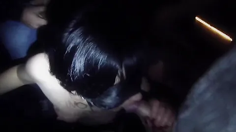 Bukkake Im Pornokino Mit Masken-lady