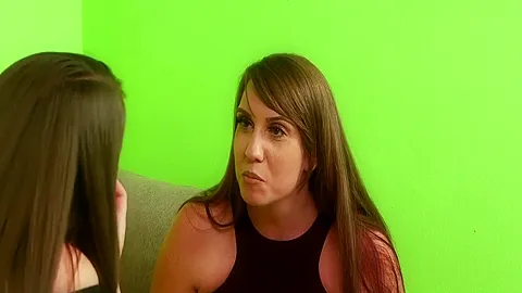 Sasha Blue And Effie Diaz In And Violet Whisper Masturbation Show