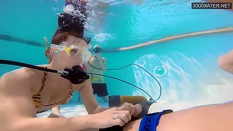 Eva Sasalka And Jason Being Watched Underwater While Fucking