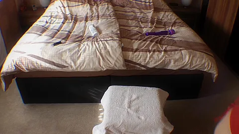 Foot Cream With Jerk Off Instructions - TacAmateurs