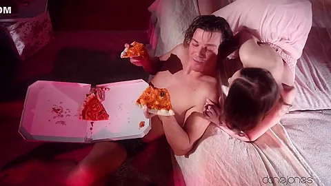 Ricky The Slob Switches Pizza To Pussy