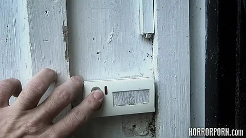 HorrorPorn Freak house A three-titted whore