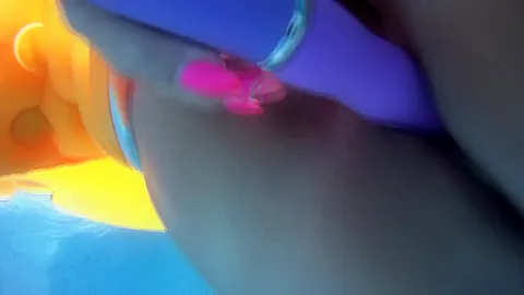 Mauritius Dildo In The Pool - TacAmateurs