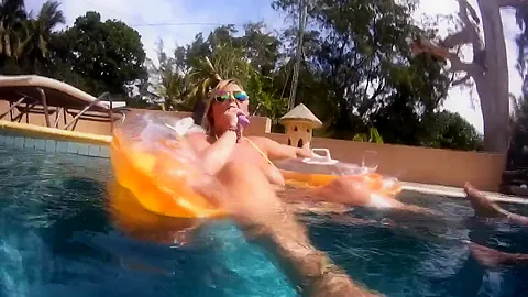 Mauritius Dildo In The Pool - TacAmateurs