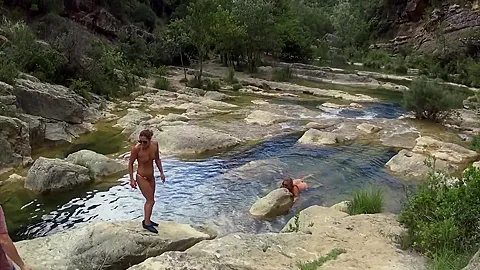 Naked In France - TacAmateurs