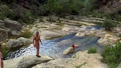 Naked In France - TacAmateurs