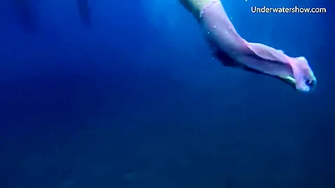 Swimming Naked Russian