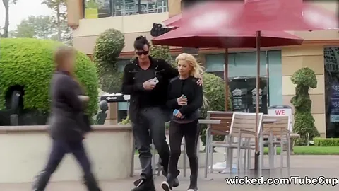 Real Pickups, Scene 5