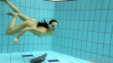 Vera Brass Hot teen 18+ Underwater