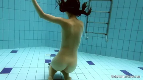 Vera Brass Hot teen 18+ Underwater