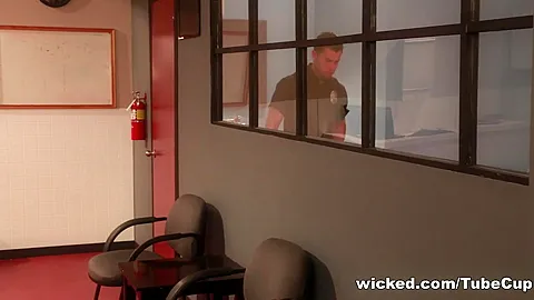 Love and Loss, Scene 2