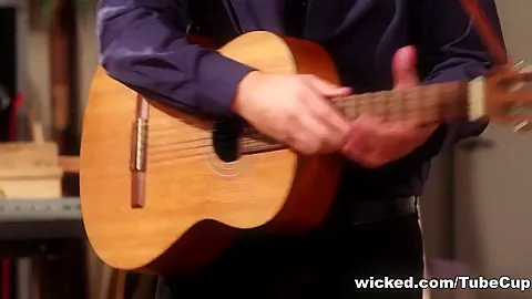 Elvis XXX: A Porn Parody, Scene 2