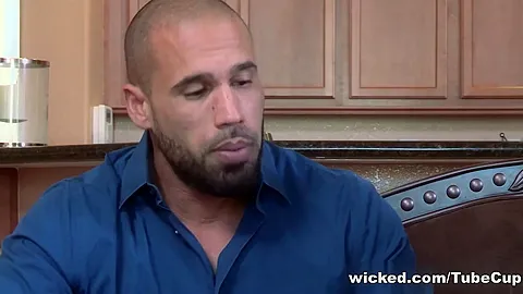 Caught, Scene 2