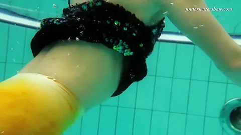 Nina Markova Sexy Underwater Babe