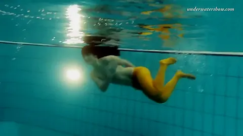 Nina Markova Sexy Underwater Babe