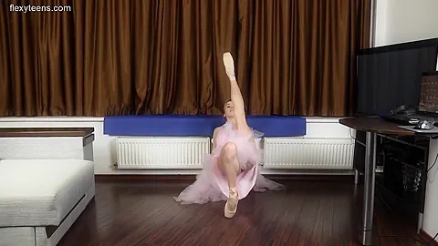 Agata Berezka Super Flexible Spreads