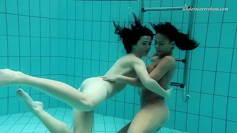 Nina And Zlata Oduvanchik Underwater Lesbians
