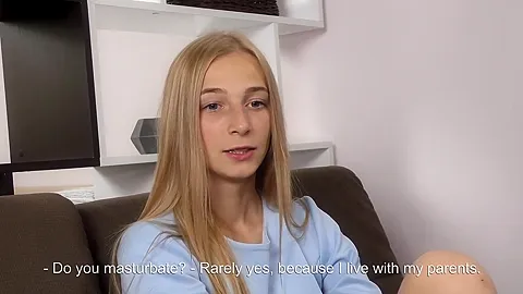 Lizka Gerenda Super Hot Solo Babe Masturbating