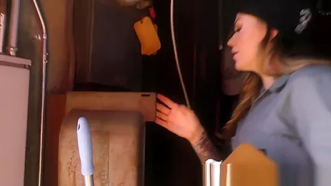 Tattooed buxom whore gets blacked