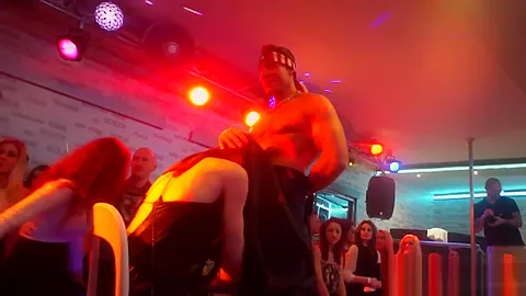 Amateur cfnm redhead blow