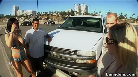 Beach Raiders!