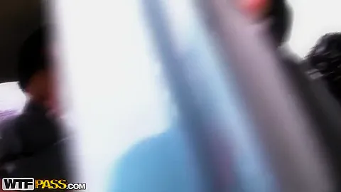 Slender hooker Mia gets nailed in car